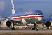 American Airlines Boeing 757-223 (N662AA) at  Miami - International, United States