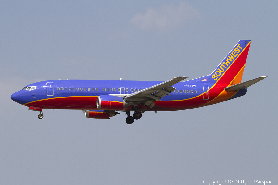 Southwest Airlines Boeing 737-3Q8 (N662SW) | Photo 385368
