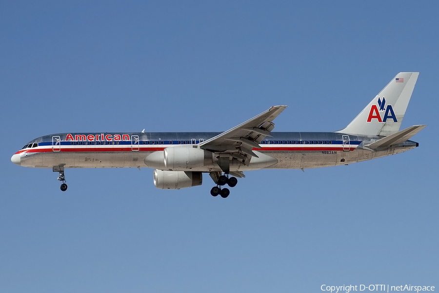 American Airlines Boeing 757-223 (N663AM) | Photo 178800