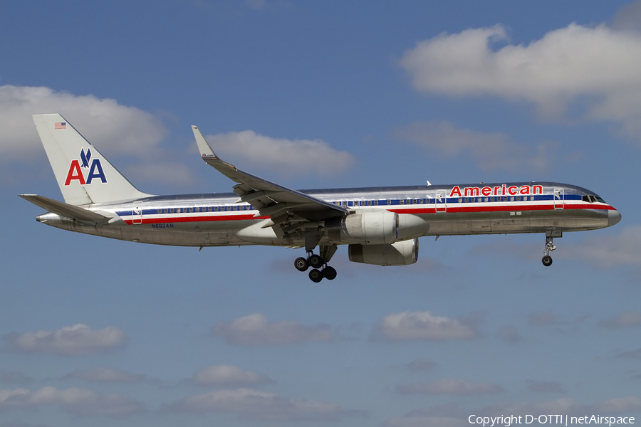 American Airlines Boeing 757-223 (N663AM) | Photo 432038