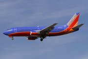 Southwest Airlines Boeing 737-3H4 (N663SW) at  Los Angeles - International, United States