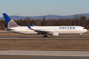 United Airlines Boeing 767-322(ER) (N663UA) at  Frankfurt am Main, Germany