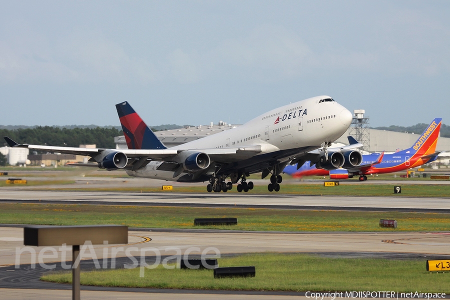 Delta Air Lines Boeing 747-451 (N663US) | Photo 88150