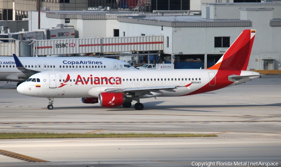 Avianca Airbus A320-214 (N664AV) | Photo 617853