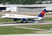 Delta Air Lines Boeing 757-232 (N664DN) at  Dallas - Love Field, United States