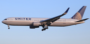 United Airlines Boeing 767-322(ER) (N664UA) at  Barcelona - El Prat, Spain