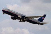 United Airlines Boeing 767-322(ER) (N664UA) at  Los Angeles - International, United States