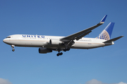 United Airlines Boeing 767-322(ER) (N664UA) at  London - Heathrow, United Kingdom