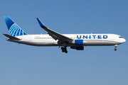 United Airlines Boeing 767-322(ER) (N664UA) at  London - Heathrow, United Kingdom