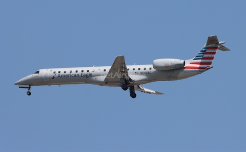 American Eagle (Envoy) Embraer ERJ-145LR (N665BC) at  Chicago - O'Hare International, United States
