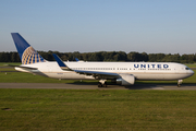 United Airlines Boeing 767-322(ER) (N665UA) at  Hamburg - Fuhlsbuettel (Helmut Schmidt), Germany