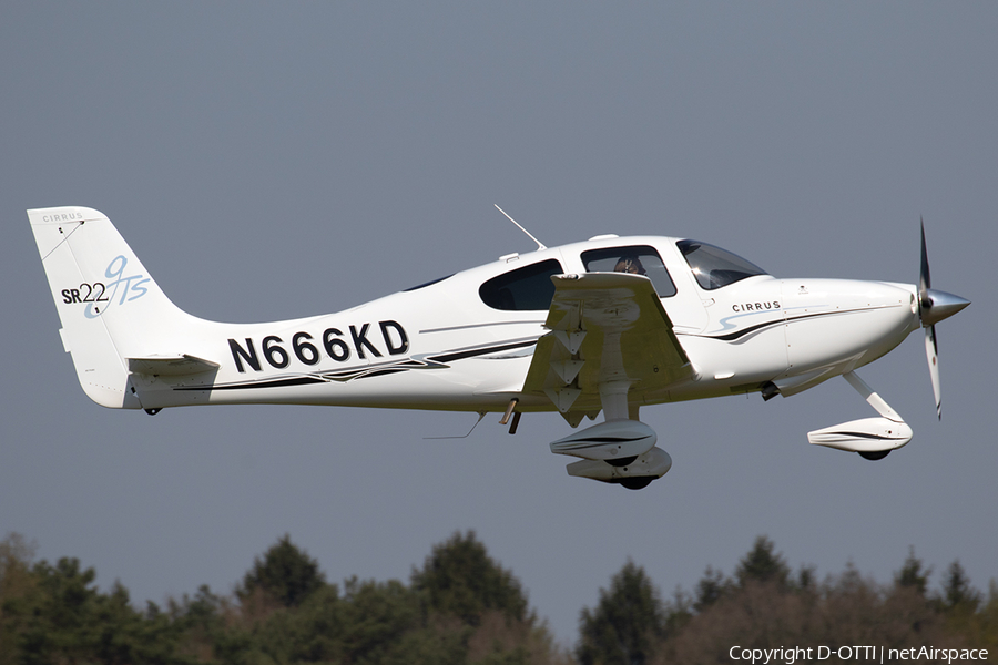 (Private) Cirrus SR22 GTS (N666KD) | Photo 313786