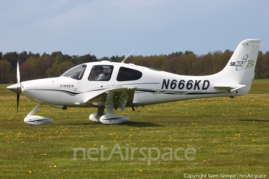 (Private) Cirrus SR22 GTS (N666KD) | Photo 446693