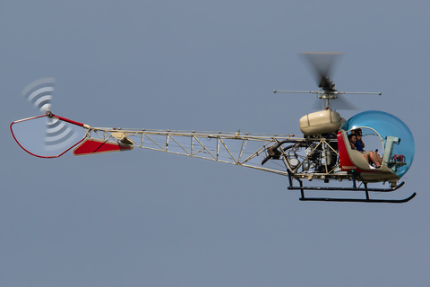 Leading Edge Helicopter Tours Bell 47G-3B-1 (N666SM) at  Oshkosh - Pioneer, United States