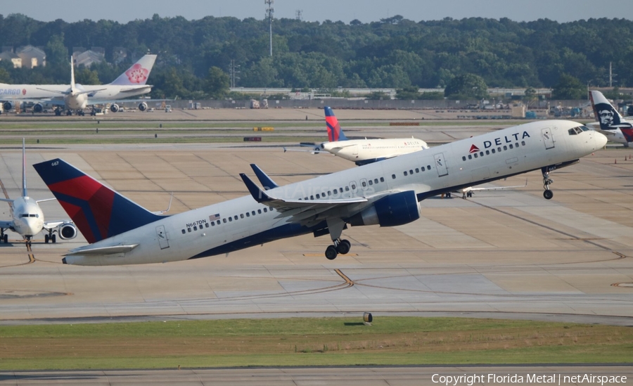 Delta Air Lines Boeing 757-232 (N667DN) | Photo 296091