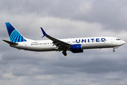 United Airlines Boeing 737-924(ER) (N66828) at  Miami - International, United States