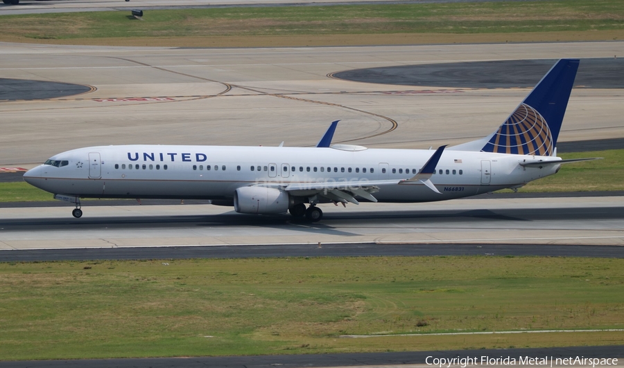 United Airlines Boeing 737-924(ER) (N66831) | Photo 405477
