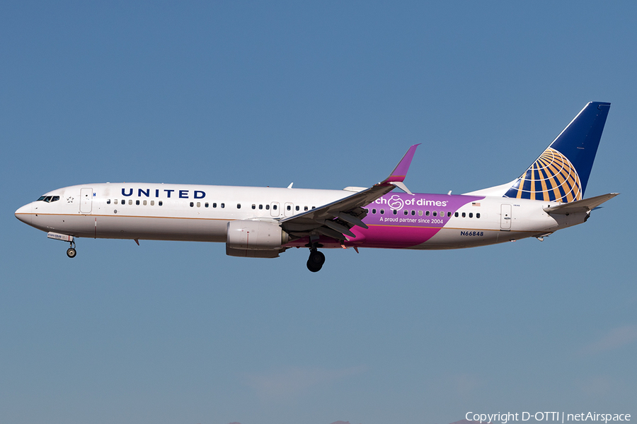 United Airlines Boeing 737-924(ER) (N66848) | Photo 140784