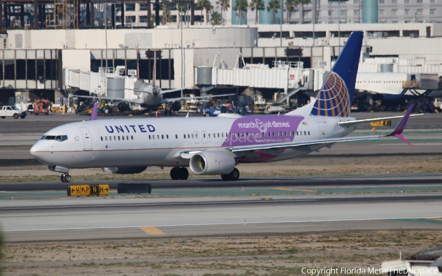 United Airlines Boeing 737-924(ER) (N66848) | Photo 405495