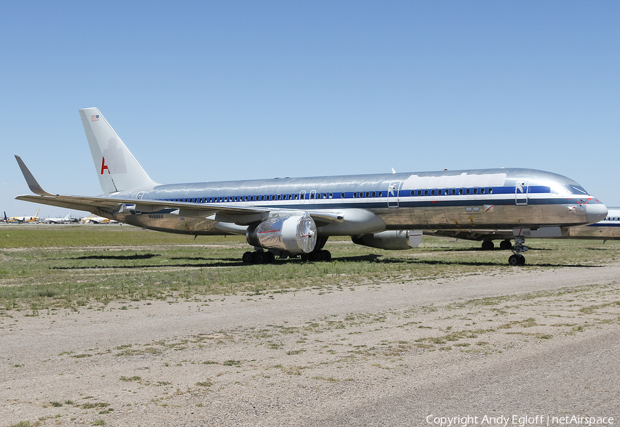 American Airlines Boeing 757-223 (N668AA) | Photo 380485
