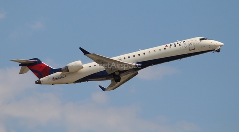 Delta Connection (GoJet Airlines) Bombardier CRJ-701ER (N668CA) at  Detroit - Metropolitan Wayne County, United States