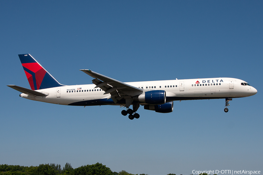 Delta Air Lines Boeing 757-232 (N668DN) | Photo 386176