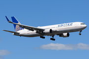 United Airlines Boeing 767-322(ER) (N668UA) at  Newark - Liberty International, United States