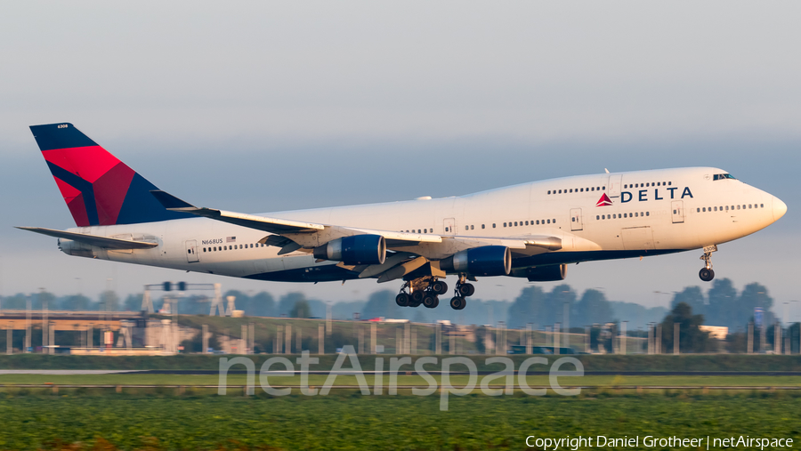 Delta Air Lines Boeing 747-451 (N668US) | Photo 255672