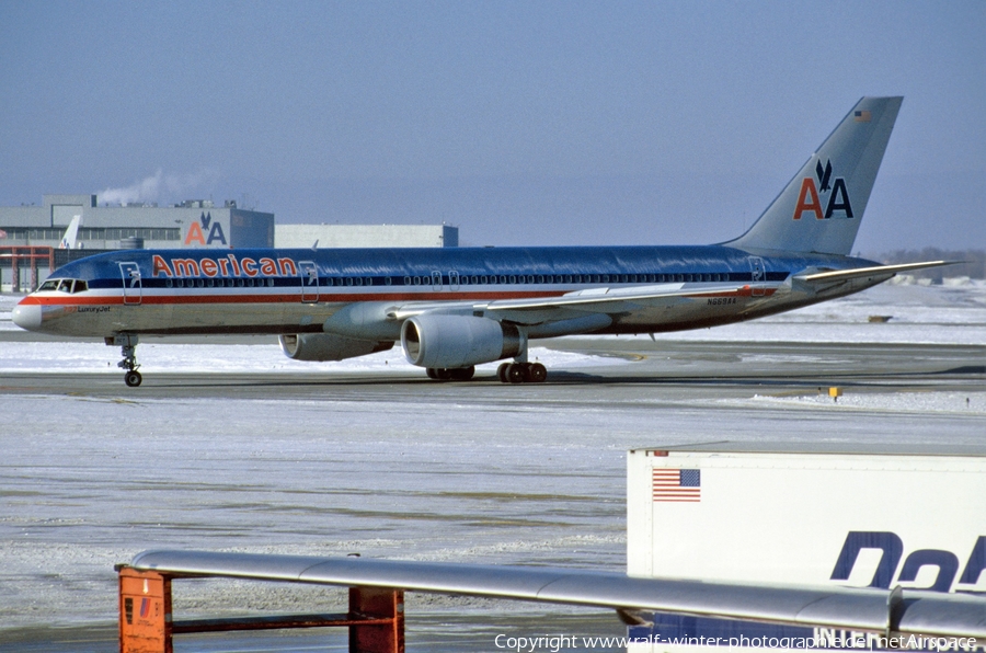 American Airlines Boeing 757-223 (N669AA) | Photo 448460