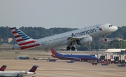 American Airlines Airbus A320-232 (N669AW) at  Atlanta - Hartsfield-Jackson International, United States