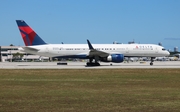 Delta Air Lines Boeing 757-232 (N669DN) at  Ft. Lauderdale - International, United States