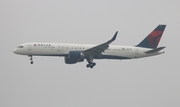 Delta Air Lines Boeing 757-232 (N669DN) at  Los Angeles - International, United States