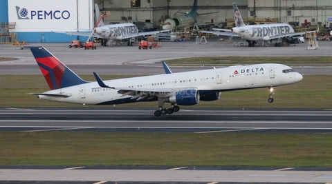 Delta Air Lines Boeing 757-232 (N669DN) at  Tampa - International, United States
