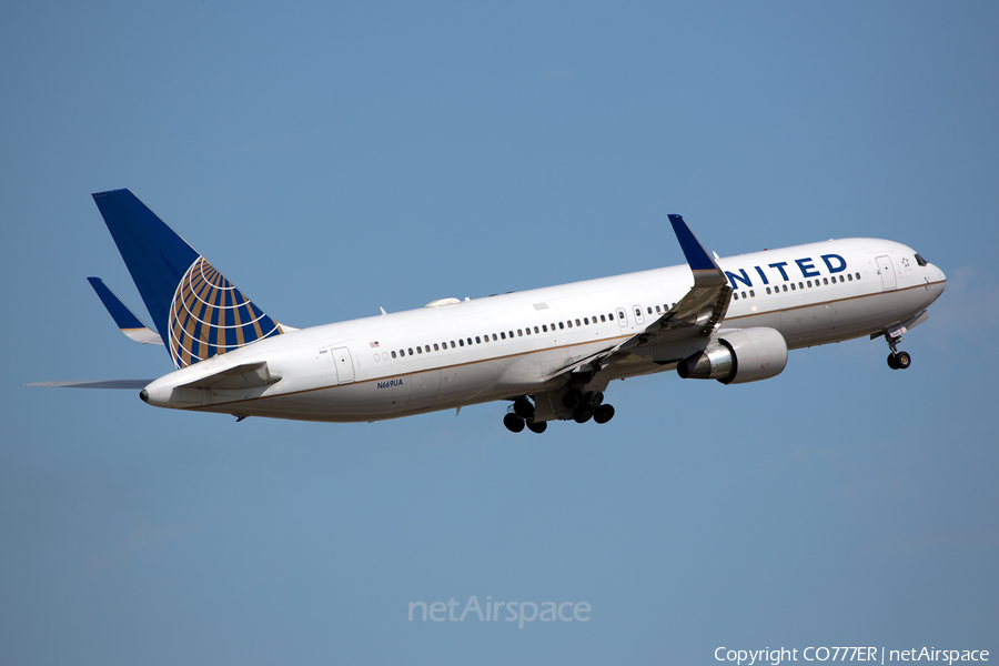United Airlines Boeing 767-322(ER) (N669UA) | Photo 104617