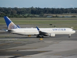 United Airlines Boeing 767-322(ER) (N669UA) at  New York - John F. Kennedy International, United States