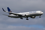 United Airlines Boeing 767-322(ER) (N669UA) at  London - Heathrow, United Kingdom