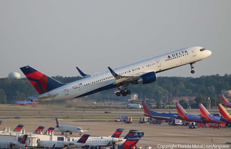 Delta Air Lines Boeing 757-232 (N6702) | Photo 300143