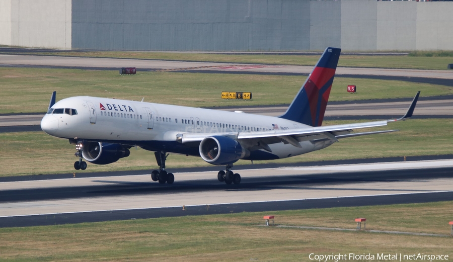 Delta Air Lines Boeing 757-232 (N6702) | Photo 355291