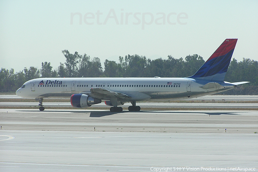 Delta Air Lines Boeing 757-232 (N6702) | Photo 3322