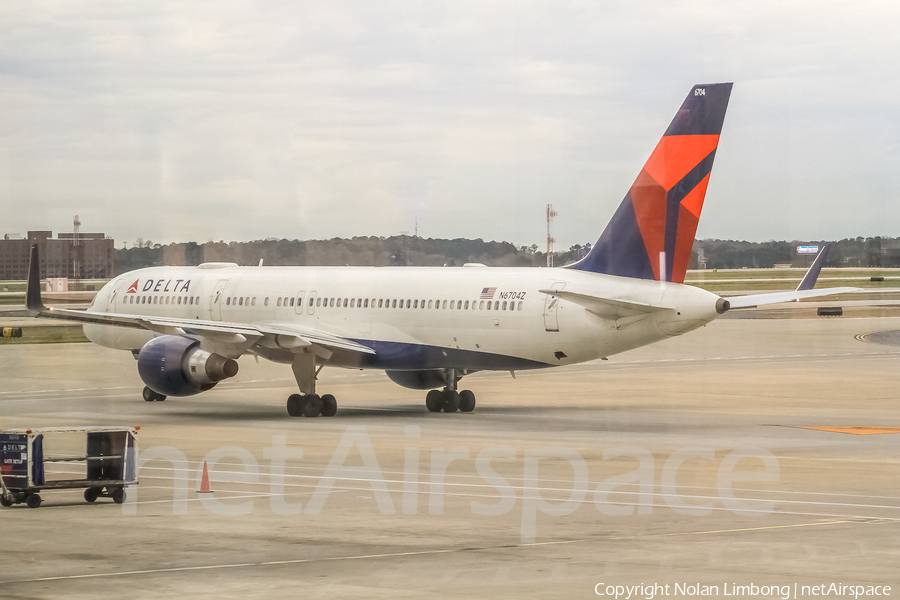 Delta Air Lines Boeing 757-232 (N6704Z) | Photo 426770