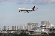 Delta Air Lines Boeing 757-232 (N6704Z) at  Ft. Lauderdale - International, United States