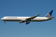Continental Airlines Boeing 767-424(ER) (N67052) at  Amsterdam - Schiphol, Netherlands