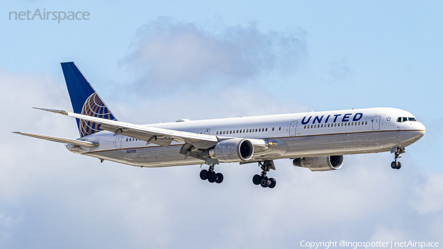 United Airlines Boeing 767-424(ER) (N67052) | Photo 503758