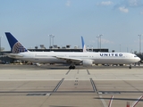 United Airlines Boeing 767-424(ER) (N67052) at  Washington - Dulles International, United States