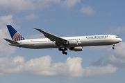 Continental Airlines Boeing 767-424(ER) (N67058) at  Newark - Liberty International, United States