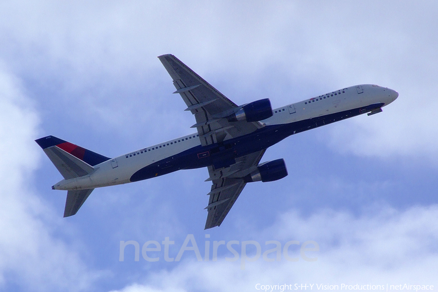 Delta Air Lines Boeing 757-232 (N6705Y) | Photo 3275