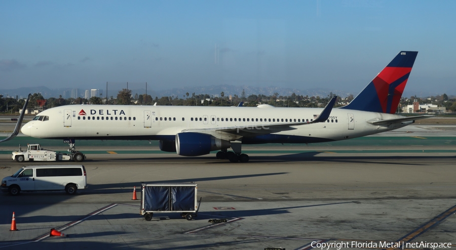 Delta Air Lines Boeing 757-232 (N6705Y) | Photo 678493
