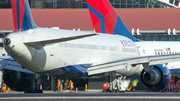 Delta Air Lines Boeing 757-232 (N6705Y) at  San Jose - Juan Santamaria International, Costa Rica