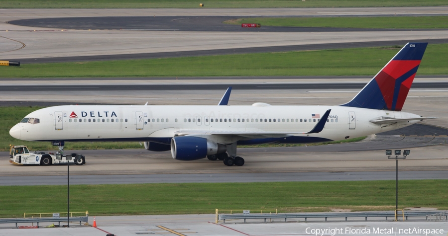 Delta Air Lines Boeing 757-232 (N6706Q) | Photo 678495