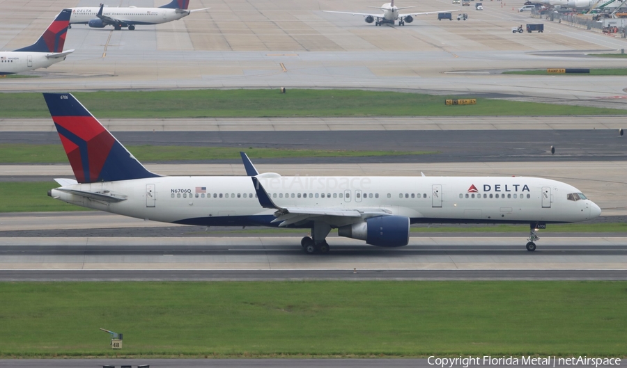 Delta Air Lines Boeing 757-232 (N6706Q) | Photo 678496